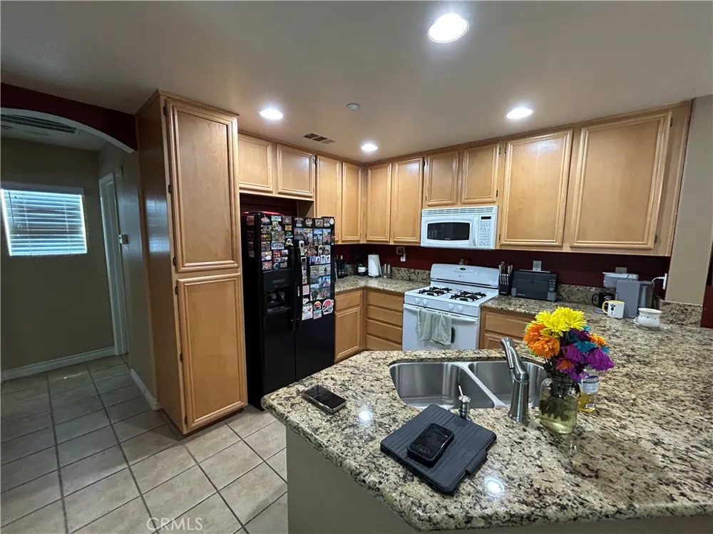 41696 Woodridge Avenue #2 Murrieta, CA 92562