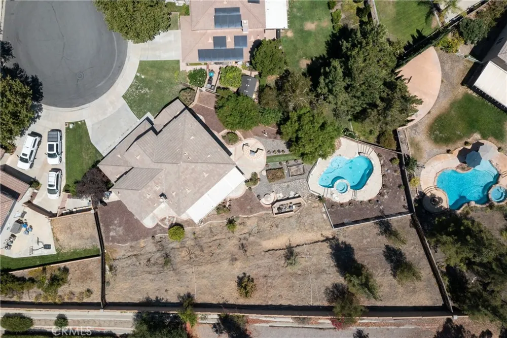 35478 Daffodil Circle Winchester, CA 92596