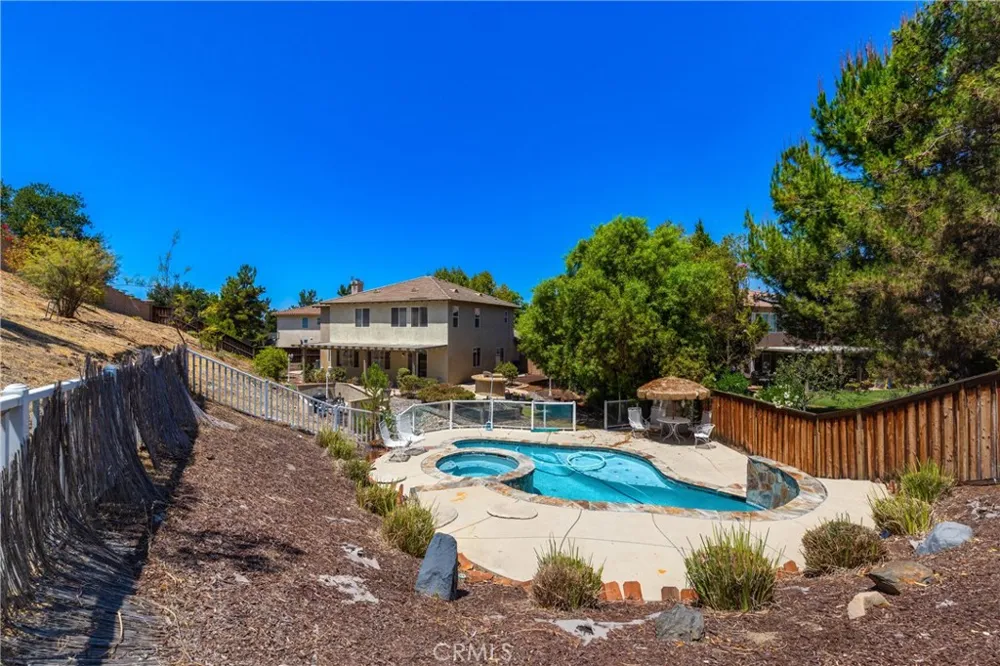 35478 Daffodil Circle Winchester, CA 92596