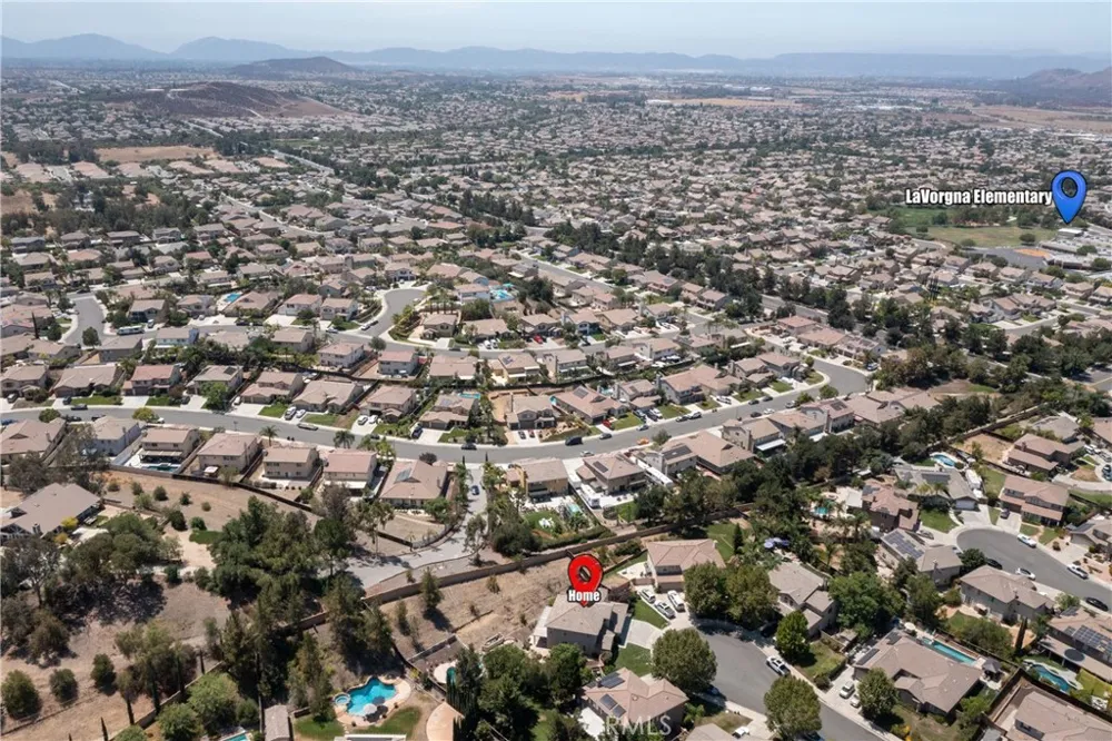 35478 Daffodil Circle Winchester, CA 92596