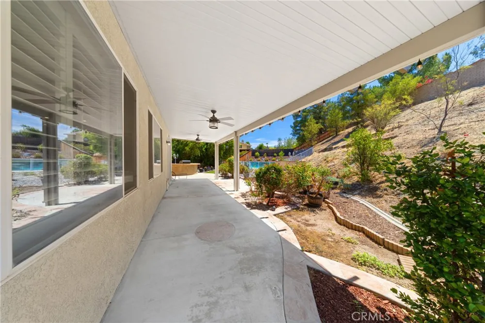 35478 Daffodil Circle Winchester, CA 92596
