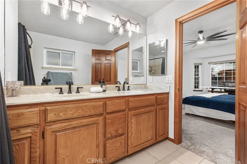 23137 Canyon Lake S Canyon Lake, CA 92587