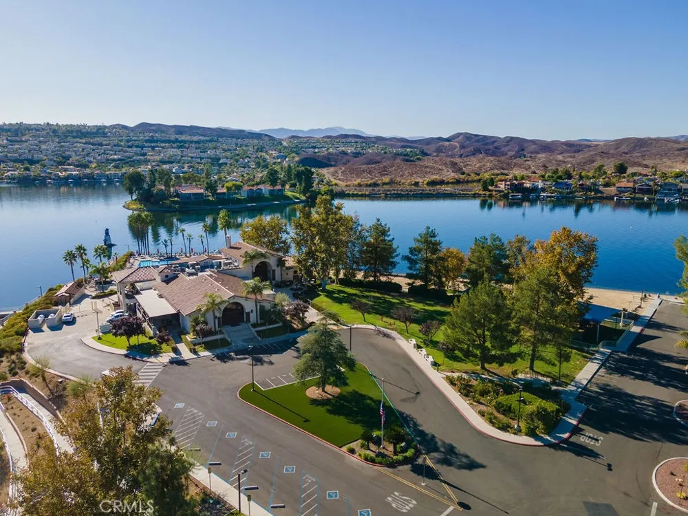 23137 Canyon Lake S Canyon Lake, CA 92587
