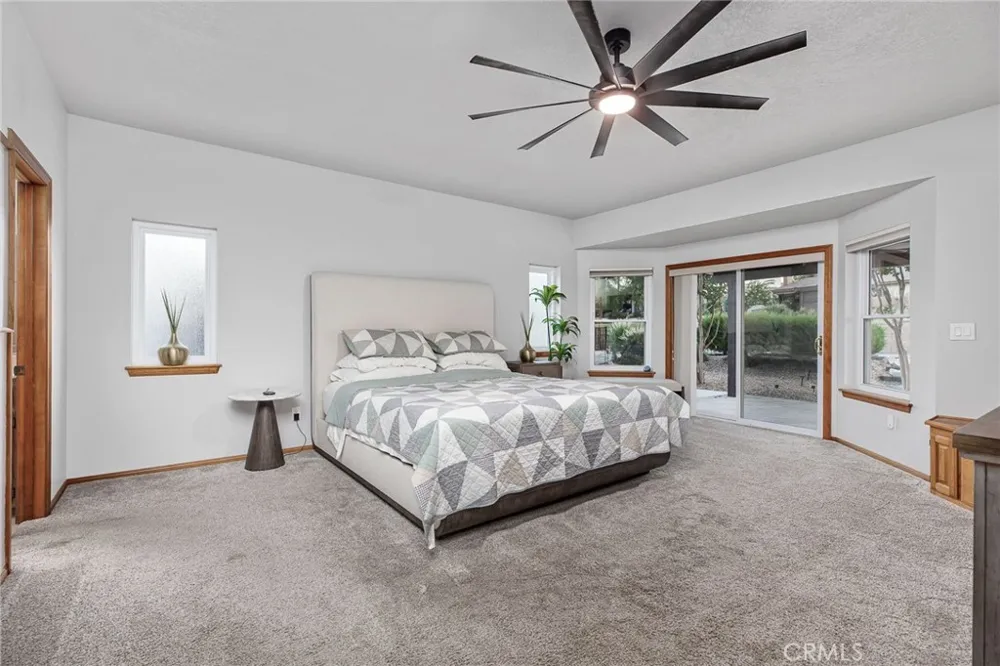 23137 Canyon Lake S Canyon Lake, CA 92587