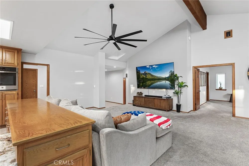 23137 Canyon Lake S Canyon Lake, CA 92587