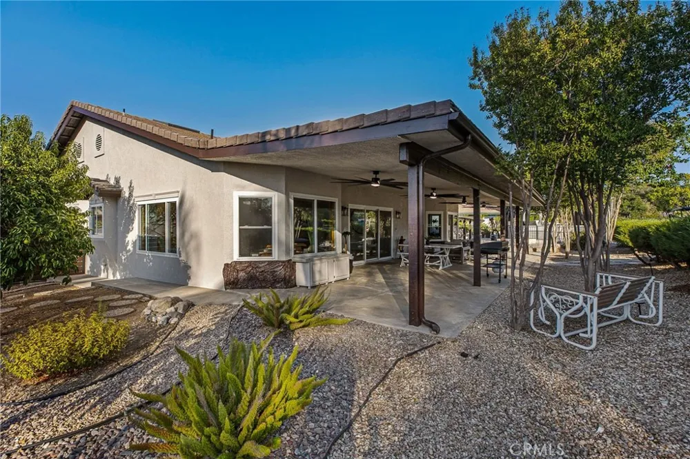 23137 Canyon Lake S Canyon Lake, CA 92587