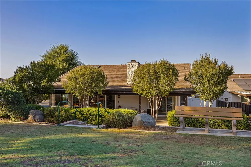 23137 Canyon Lake S Canyon Lake, CA 92587