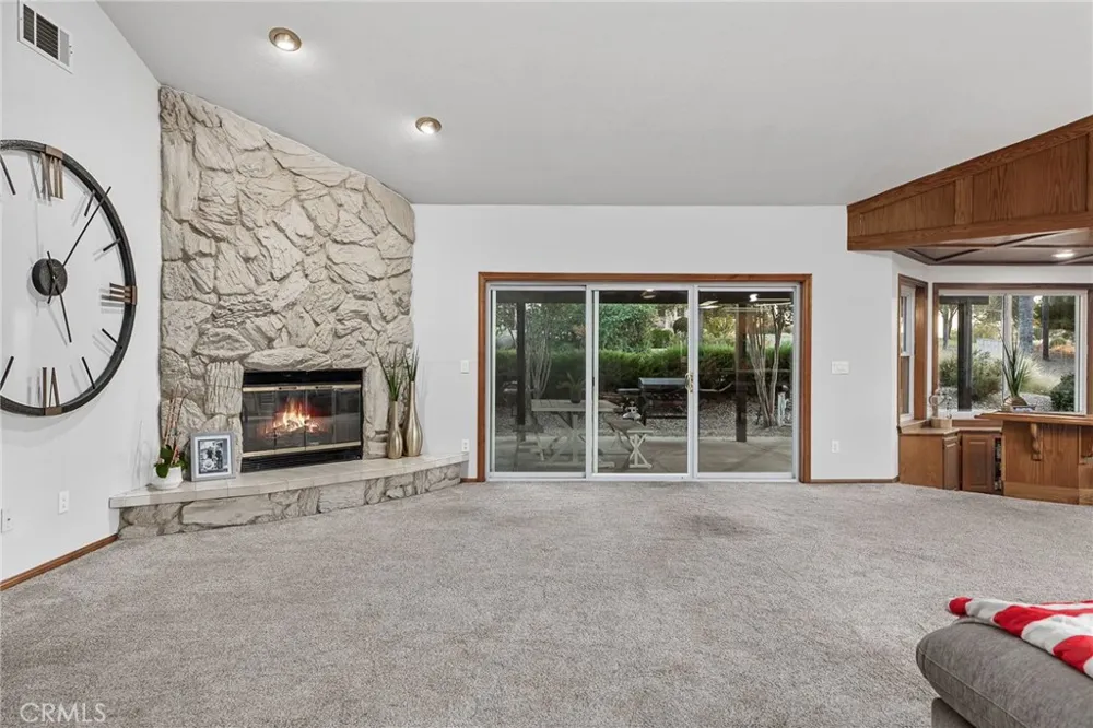 23137 Canyon Lake S Canyon Lake, CA 92587