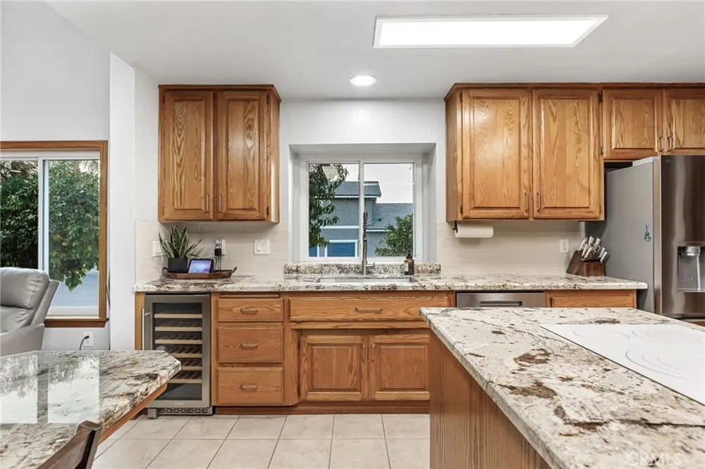 23137 Canyon Lake S Canyon Lake, CA 92587