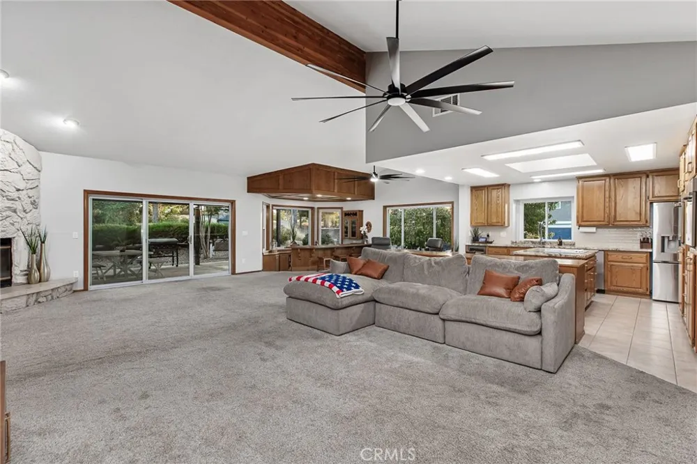 23137 Canyon Lake S Canyon Lake, CA 92587