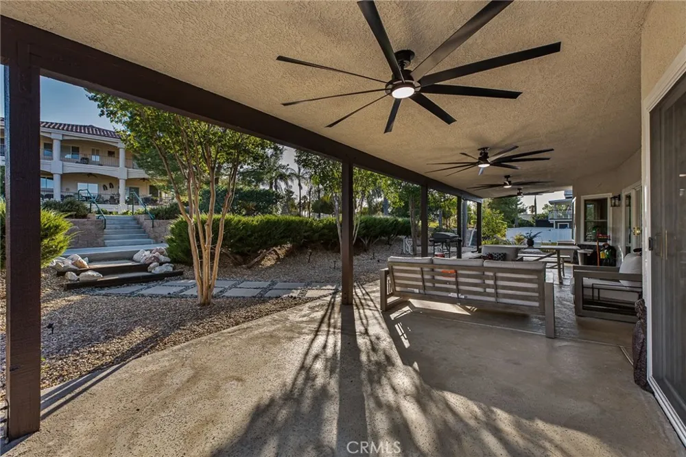 23137 Canyon Lake S Canyon Lake, CA 92587
