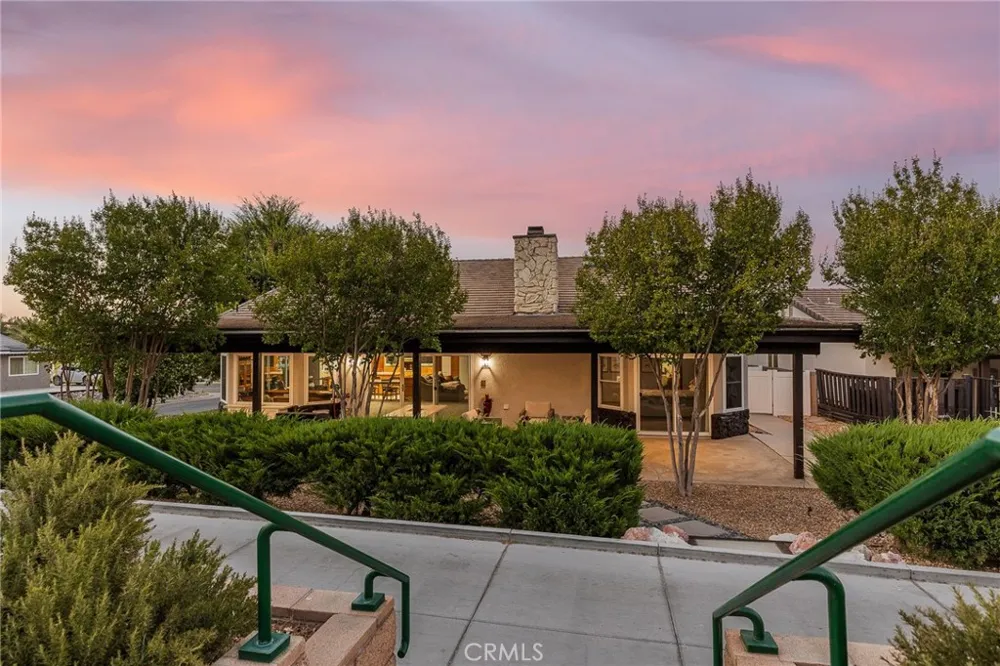 23137 Canyon Lake S Canyon Lake, CA 92587