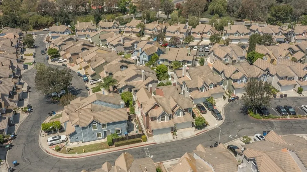 15876 Deer Trail Chino Hills, CA 91709