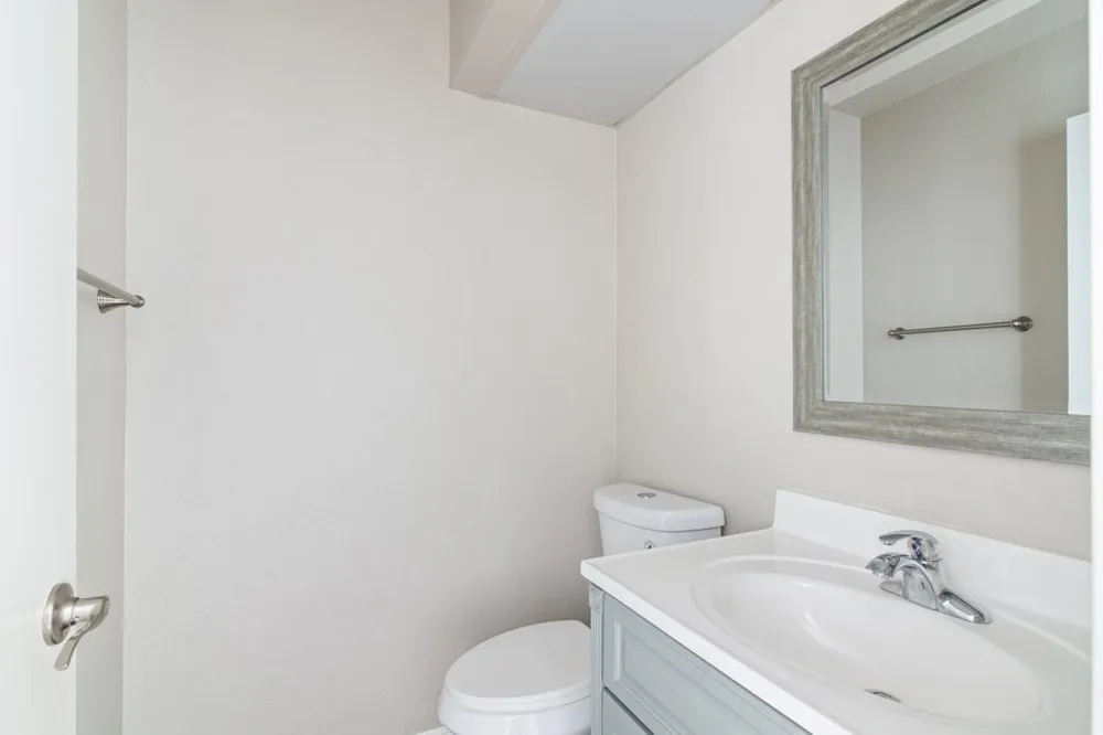 15876 Deer Trail Chino Hills, CA 91709