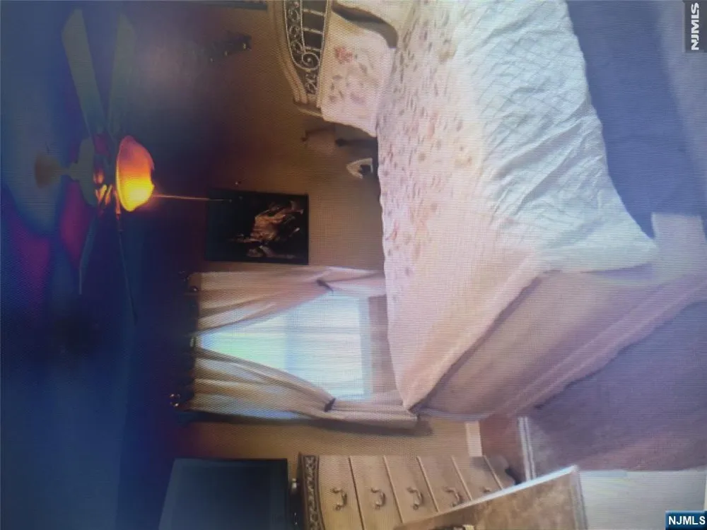 201 Hussa Street Linden, NJ 07036