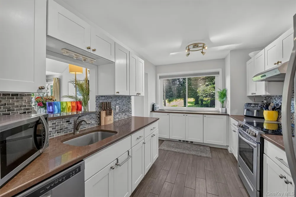 88 Heritage Hills #B Somers, NY 10589