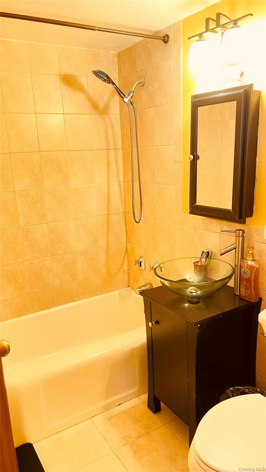 5 Fordham Hill Oval #14D Bronx, NY 10468