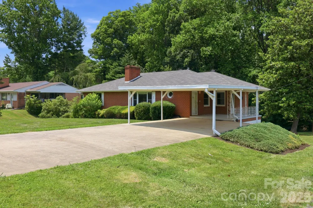 845 Sand Hill Road Asheville, NC 28806