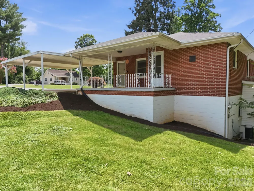 845 Sand Hill Road Asheville, NC 28806