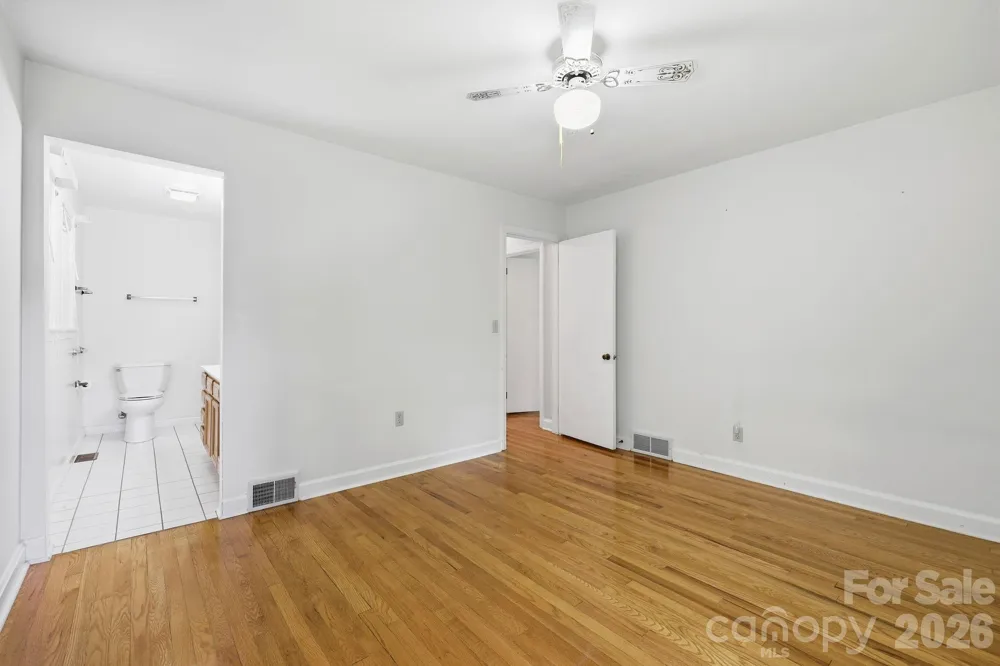 845 Sand Hill Road Asheville, NC 28806