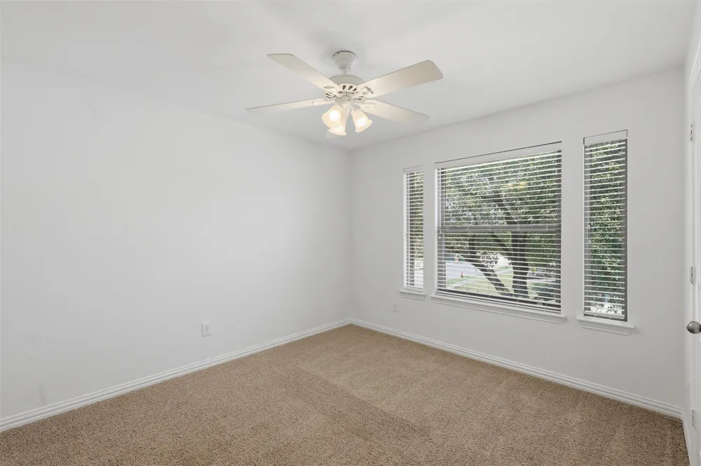6974 Shoreview Drive Grand Prairie, TX 75054