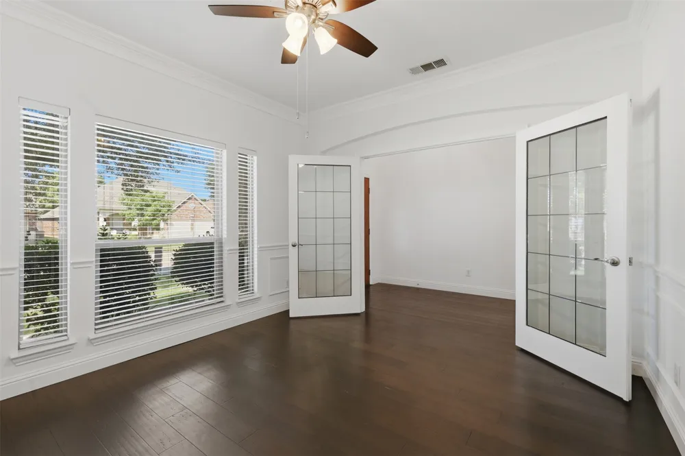 6974 Shoreview Drive Grand Prairie, TX 75054