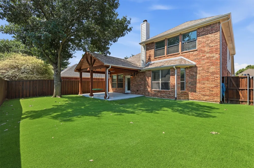 6974 Shoreview Drive Grand Prairie, TX 75054