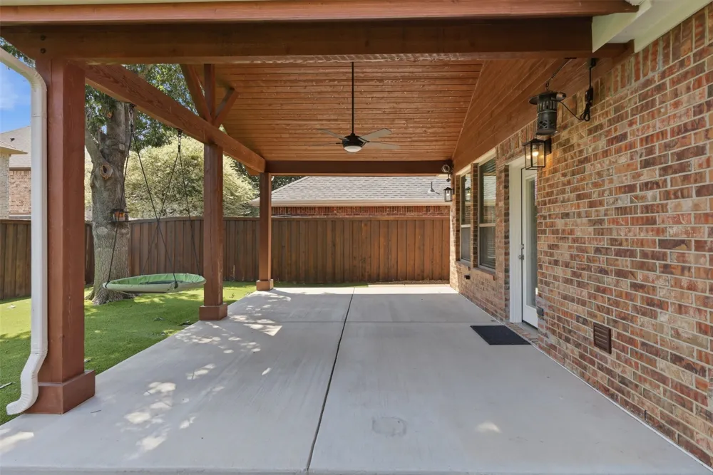 6974 Shoreview Drive Grand Prairie, TX 75054