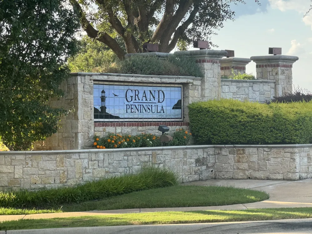 6974 Shoreview Drive Grand Prairie, TX 75054