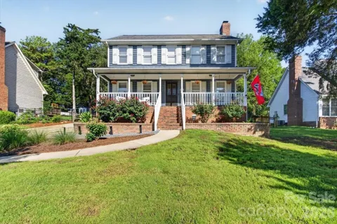 2025 Hilltop Road