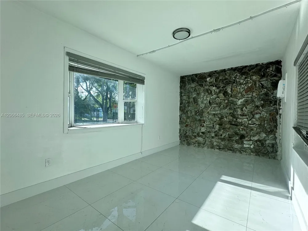 12780 NW 16th Ave North Miami, FL 33167