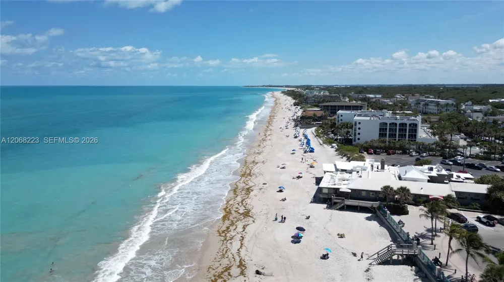 2333 Indian River Blvd #306 Vero Beach, FL 32960