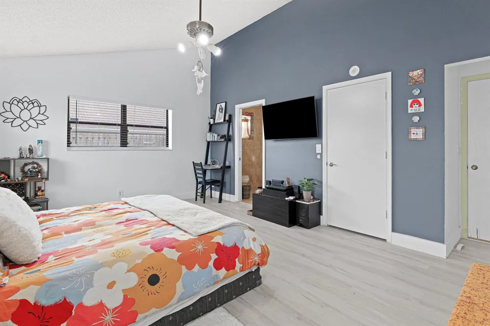 2757 SW 2ND STREET #2757 Delray Beach, FL 33445