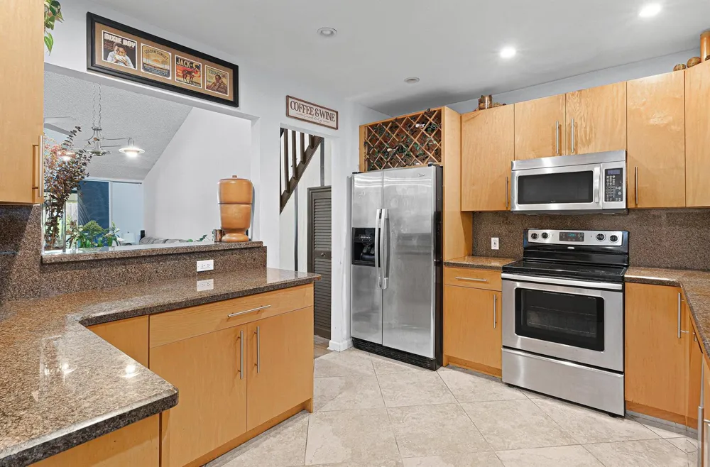2757 SW 2ND STREET #2757 Delray Beach, FL 33445