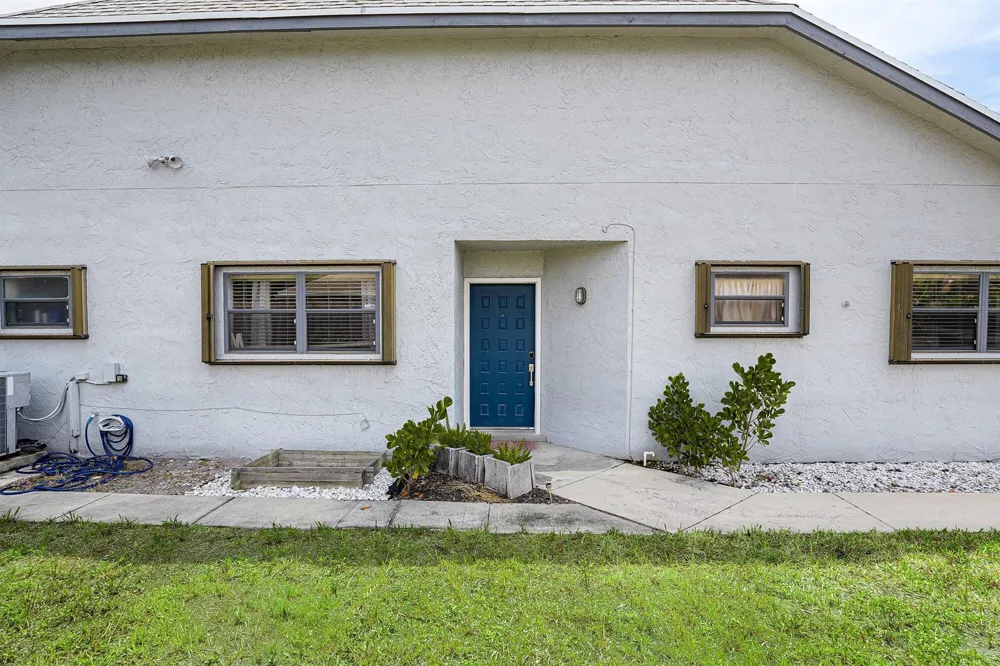 2757 SW 2ND STREET #2757 Delray Beach, FL 33445