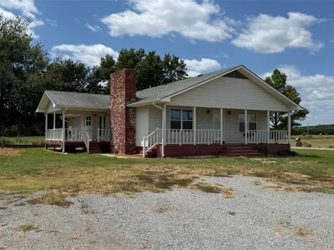 438505 E 370 ROAD