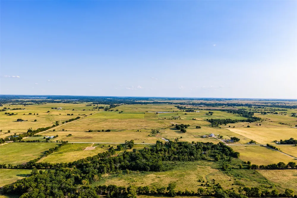 438505 E 370 ROAD Big Cabin, OK 74332
