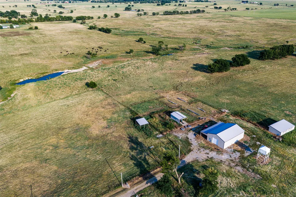 438505 E 370 ROAD Big Cabin, OK 74332
