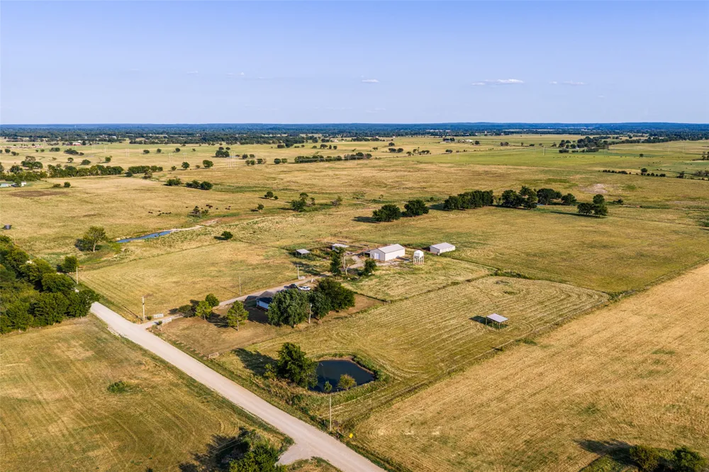 438505 E 370 ROAD Big Cabin, OK 74332