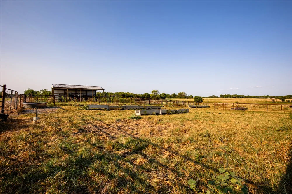 438505 E 370 ROAD Big Cabin, OK 74332