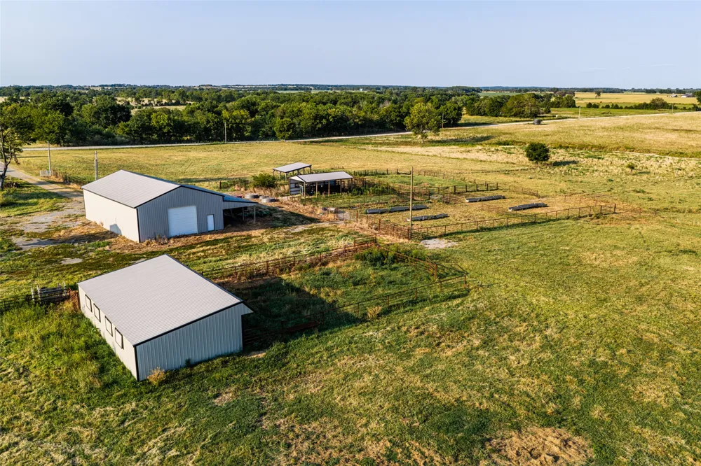 438505 E 370 ROAD Big Cabin, OK 74332