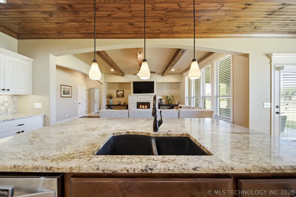 6994 195th East Avenue Owasso, OK 74055