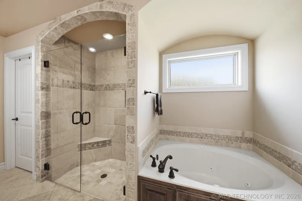 6994 195th East Avenue Owasso, OK 74055