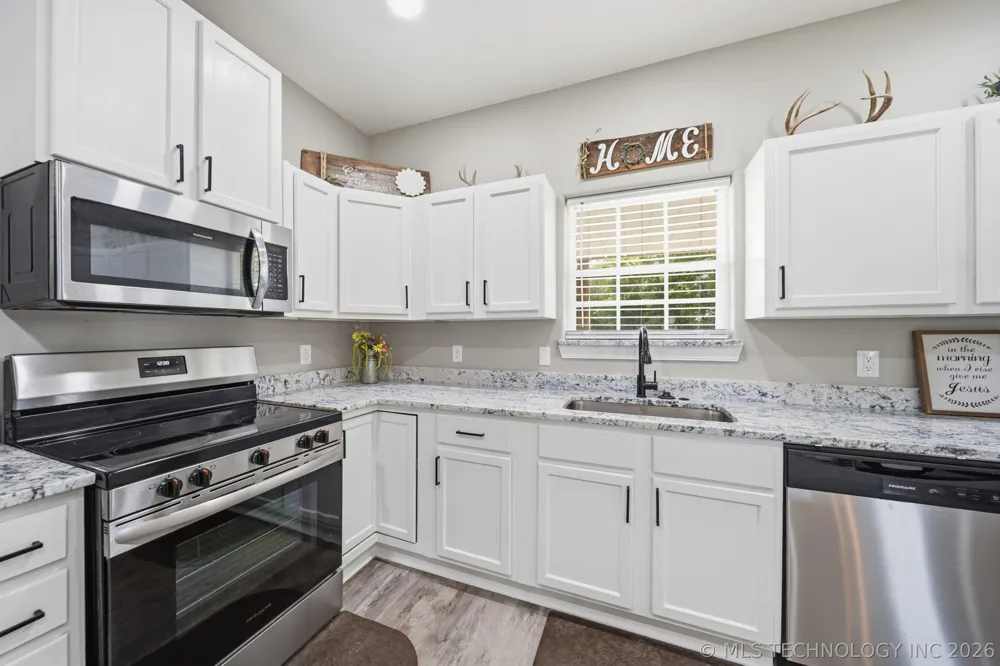 1102 W Main Street Beggs, OK 74421