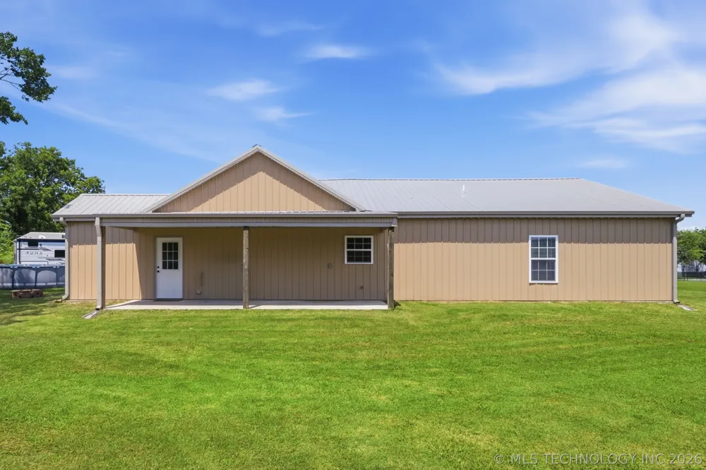 1102 W Main Street Beggs, OK 74421