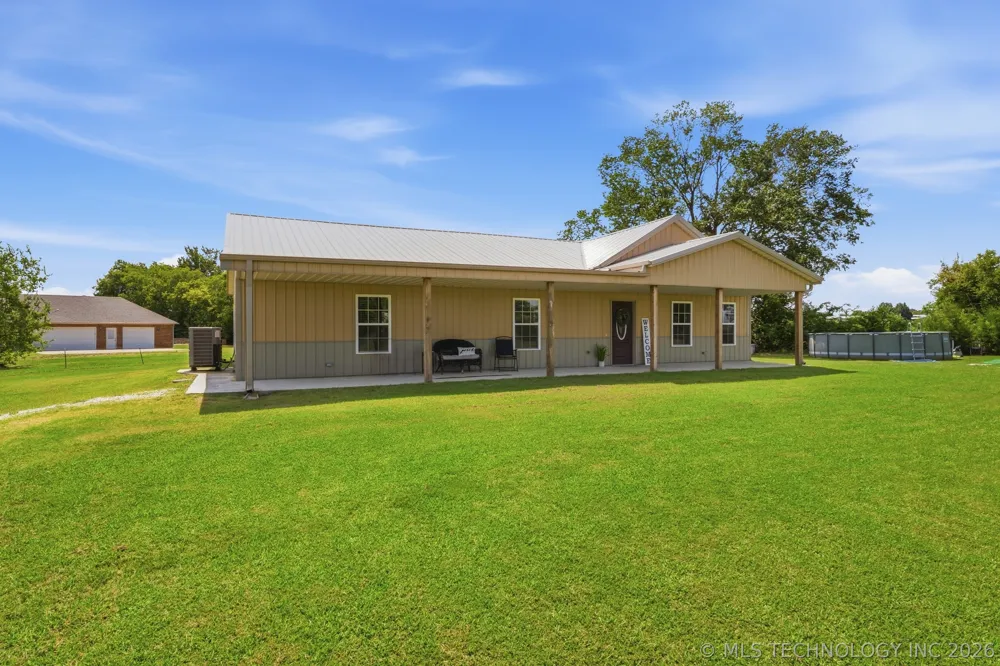 1102 W Main Street Beggs, OK 74421