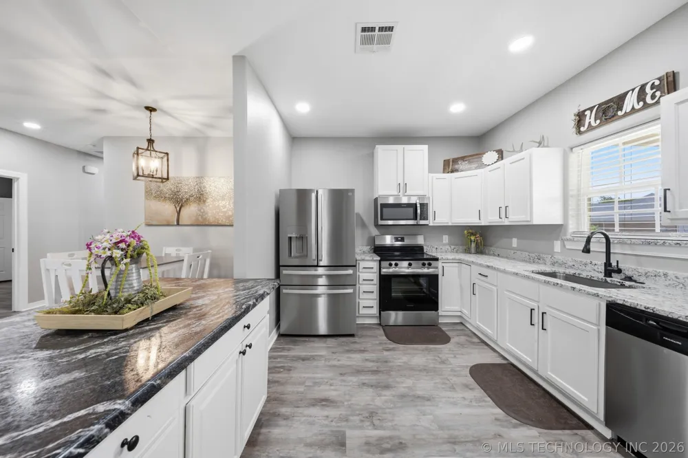 1102 W Main Street Beggs, OK 74421