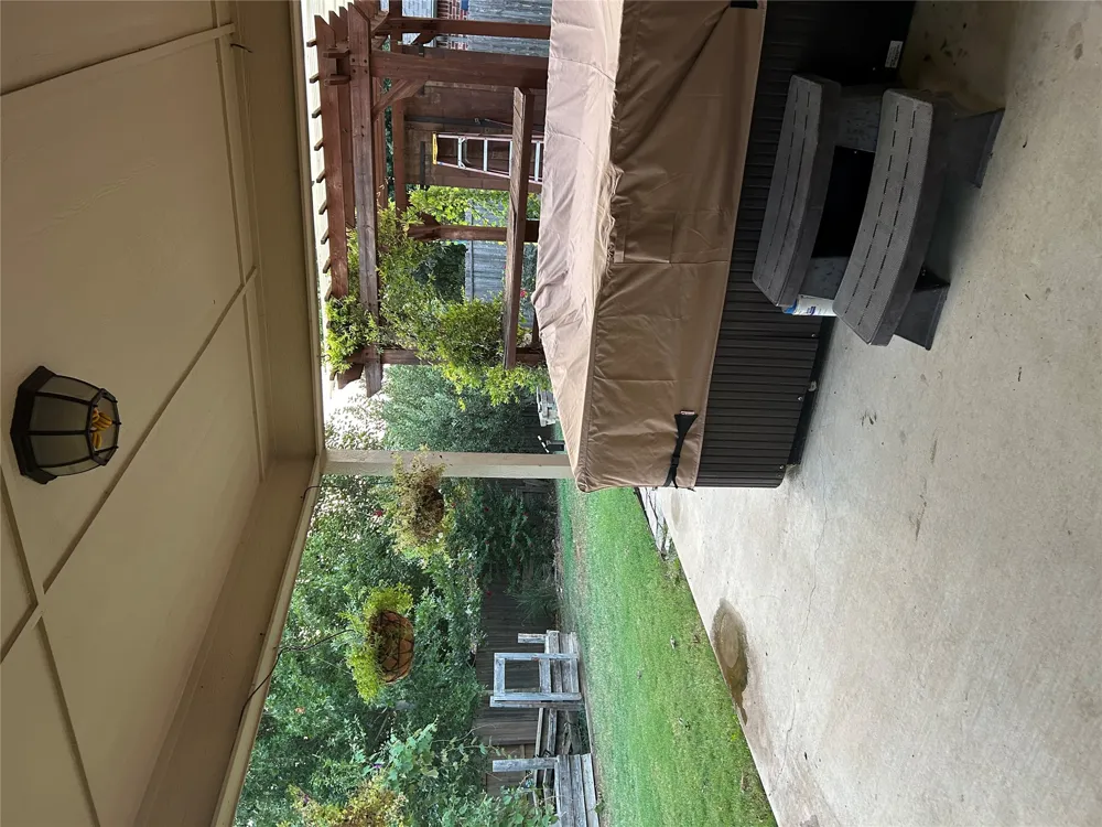 9402 95th East EastPlace Owasso, OK 74055