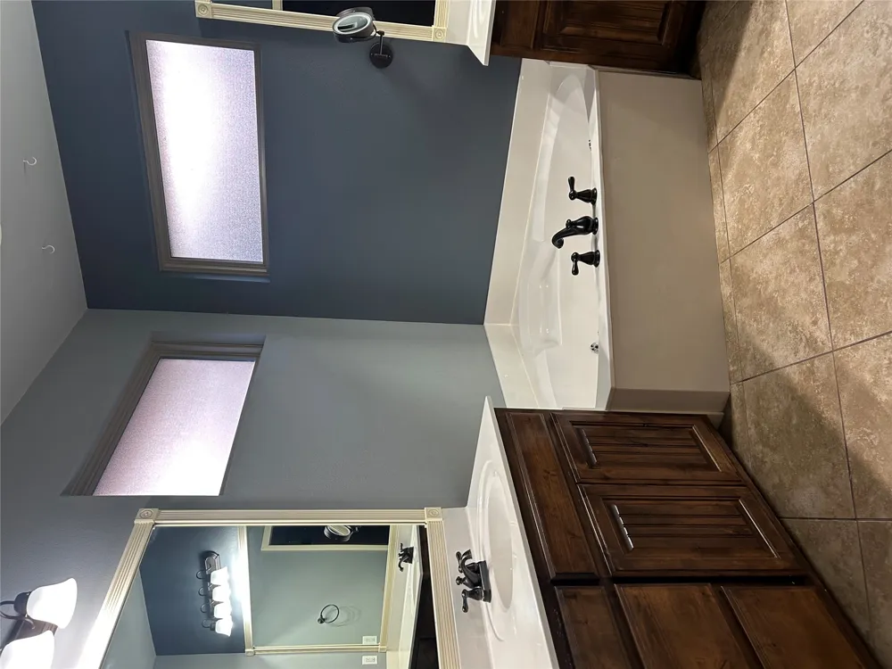 9402 95th East EastPlace Owasso, OK 74055