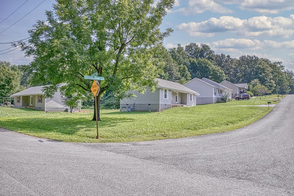 500 Forrest Cove Ln Cookeville, TN 38501